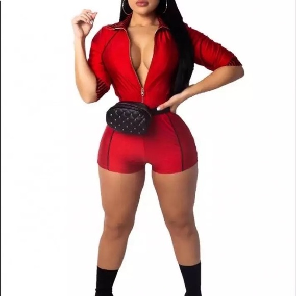 Red romper - Picture 2 of 4